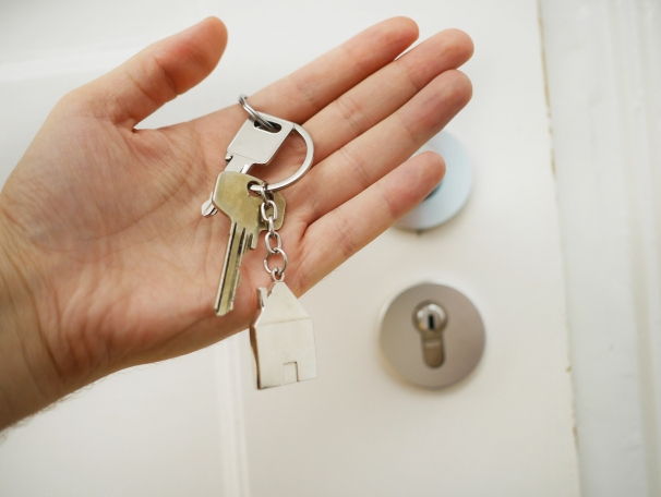 https://TonyFlores.StopRentingStartOwning.com